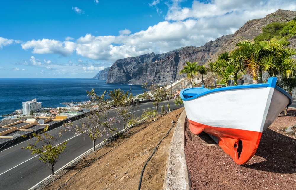 Los Gigantes - sunny landscape with symbolic boat